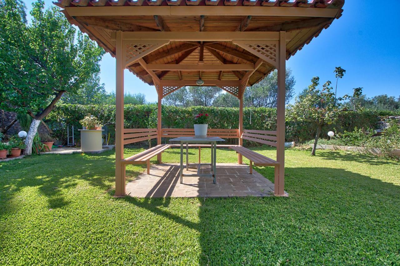 Vacation And Relaxation Home Oropos Nea Palatia Exterior foto