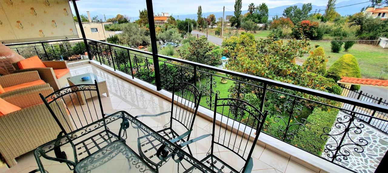 Vacation And Relaxation Home Oropos Nea Palatia Exterior foto